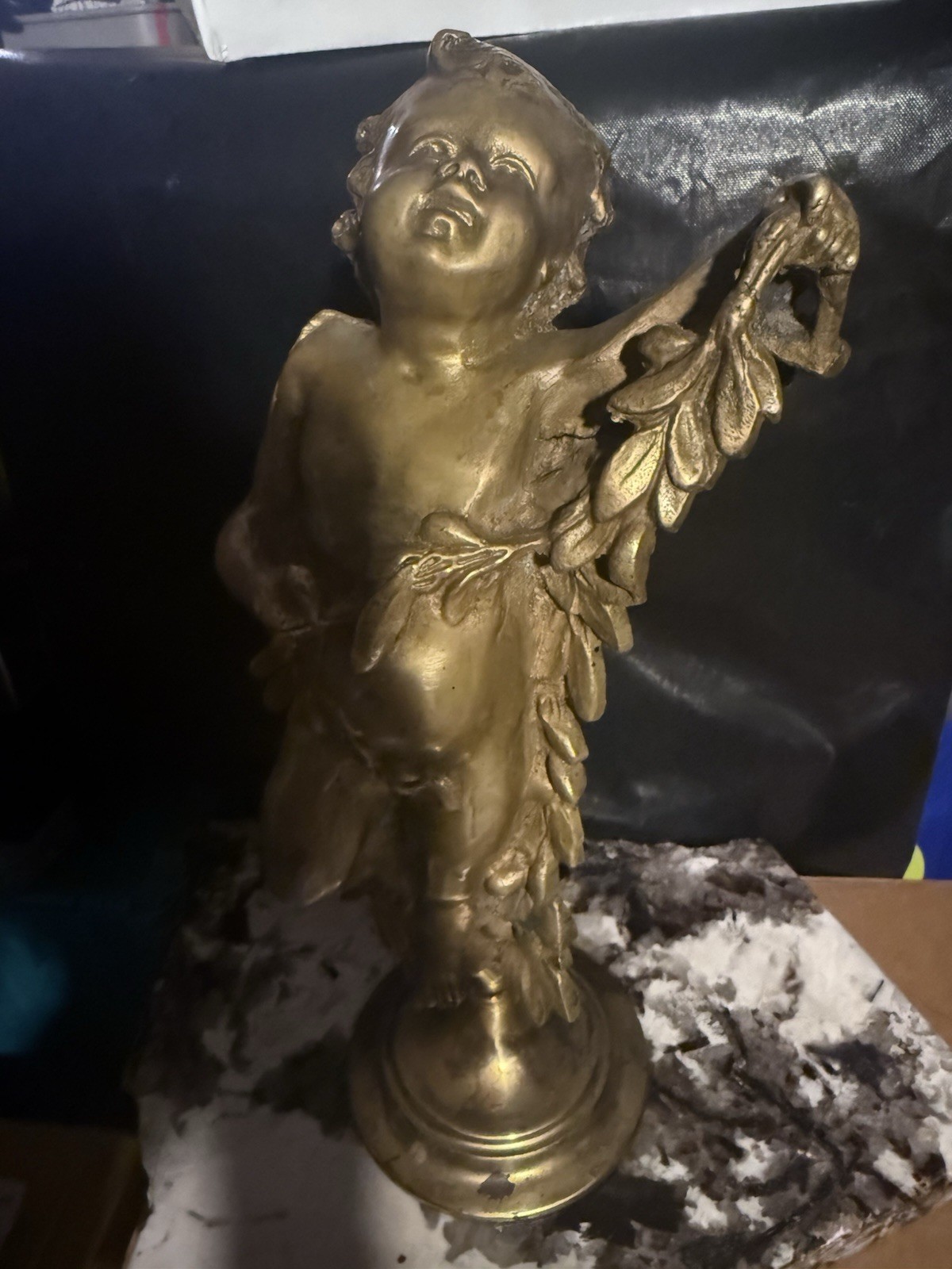 Putti in gilded bronze, 19th century