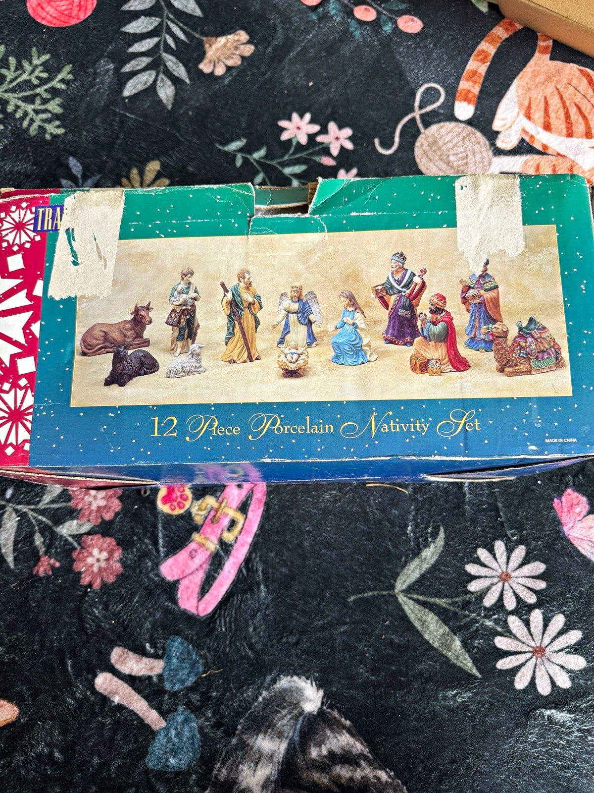 Vintage Nativity Porcelain Set of 12, In styrofoam read description