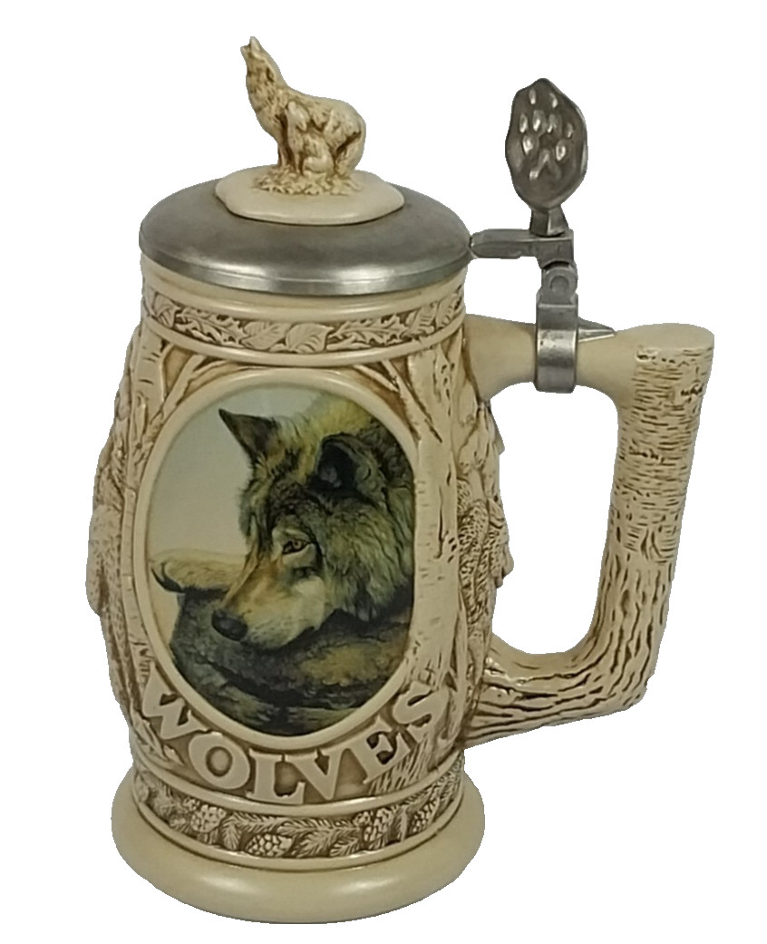 VTG 1997 Avon “Wolves” Stein Tribute to the North American Wolf Ceramarte Brazil