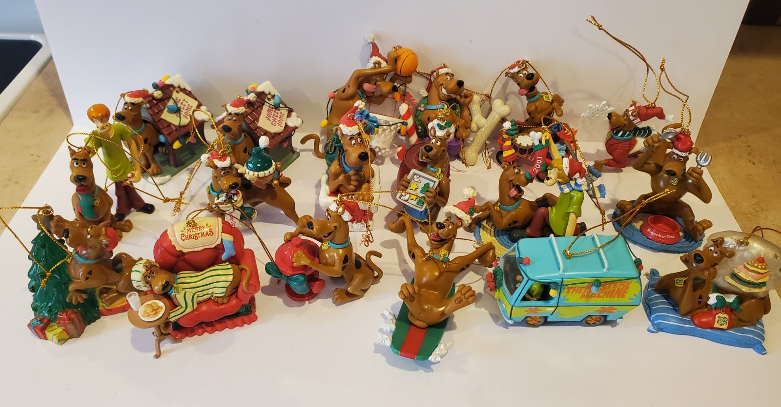 Vintage Scooby Doo & Shaggy Christmas Ornament Cartoon Network  Lot Of 18 