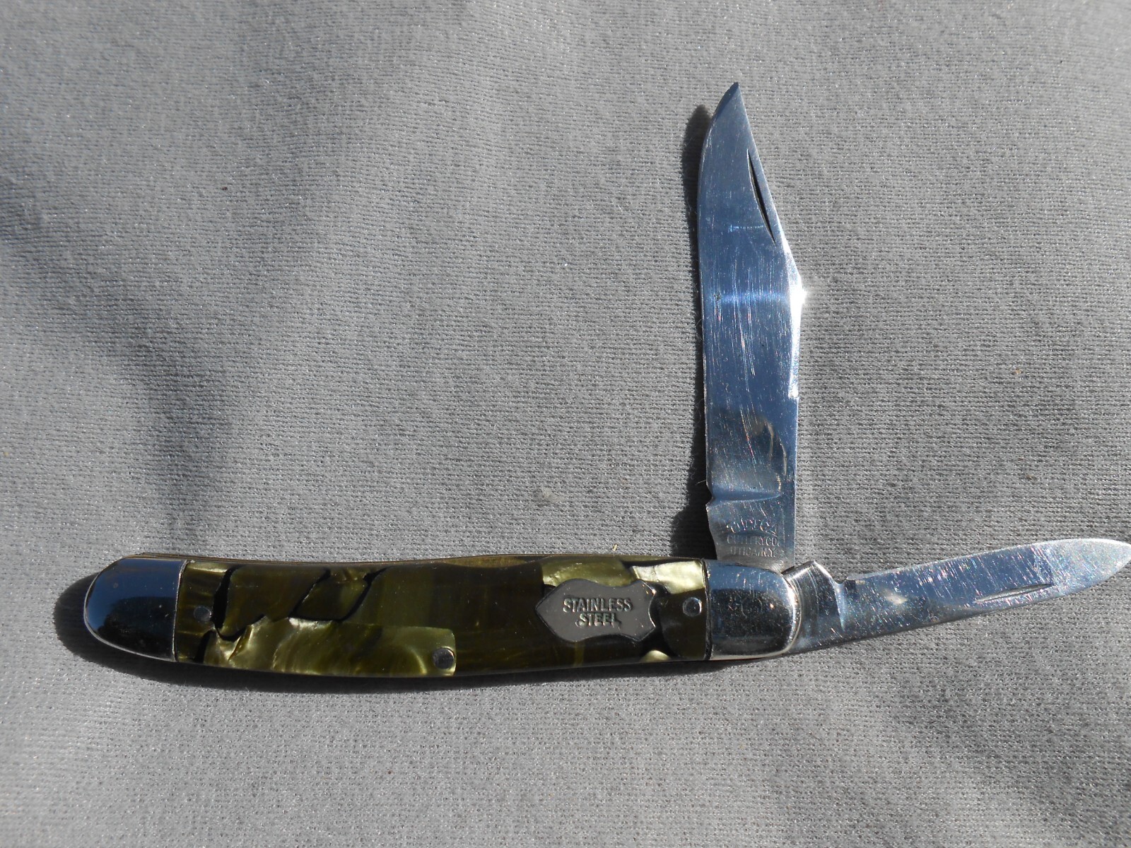 OLD VINTAGE EARLY COLORFUL UTICA CUTLERY CO UTICA NY STAINLESS STEEL JACK KNIFE
