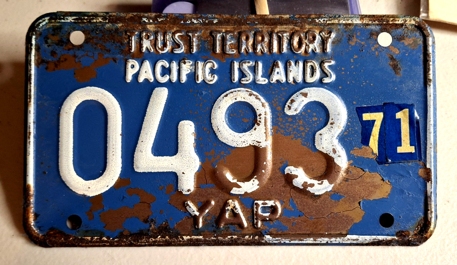 🌎 - YAP - VERY rare 1971 dated motorcycle license plate - all original cond.
