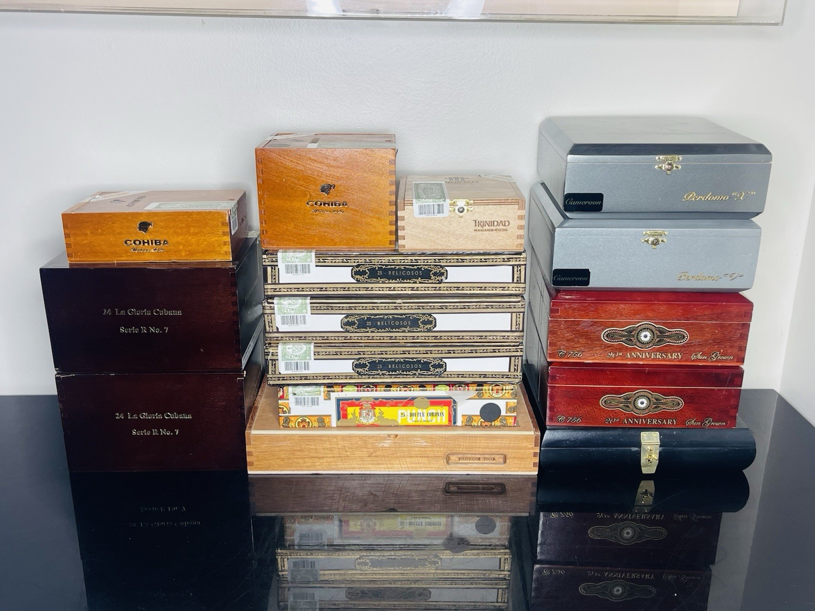 Lot of 15  Empty Wooden Cigar Boxes -- Assorted Brands and Sizes