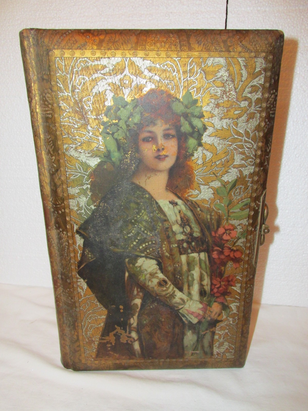 Antique Victorian Photo Album Hand Painted Gilt Leather Large Cabinet Card 1890s
