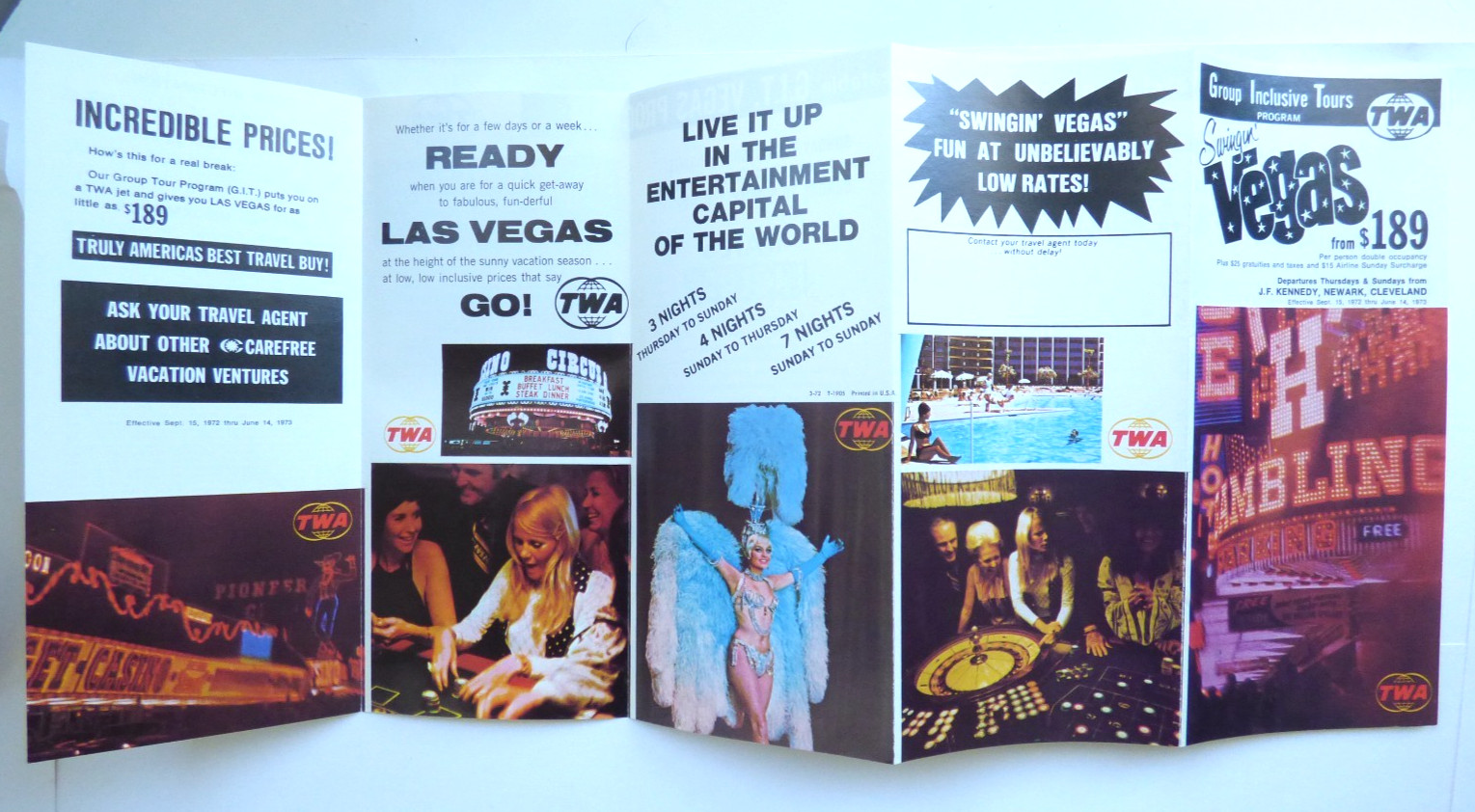 Vintage LAS VEGAS TWA \'SWINGIN\' VEGAS\' Brochure - Airline- 1972 - Casinos Hotels