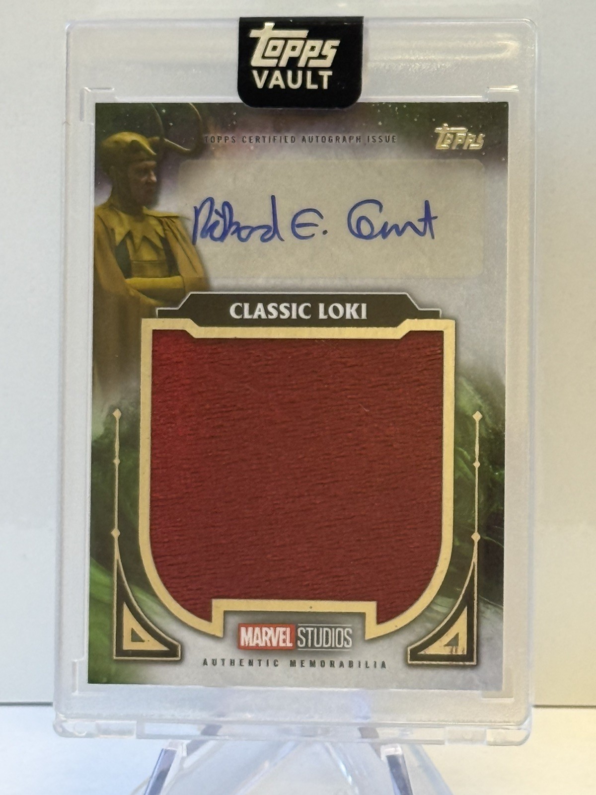 2026 Topps Vault Marvel  Classic Loki  Richard E. Grant Autograph Relic Auto /50