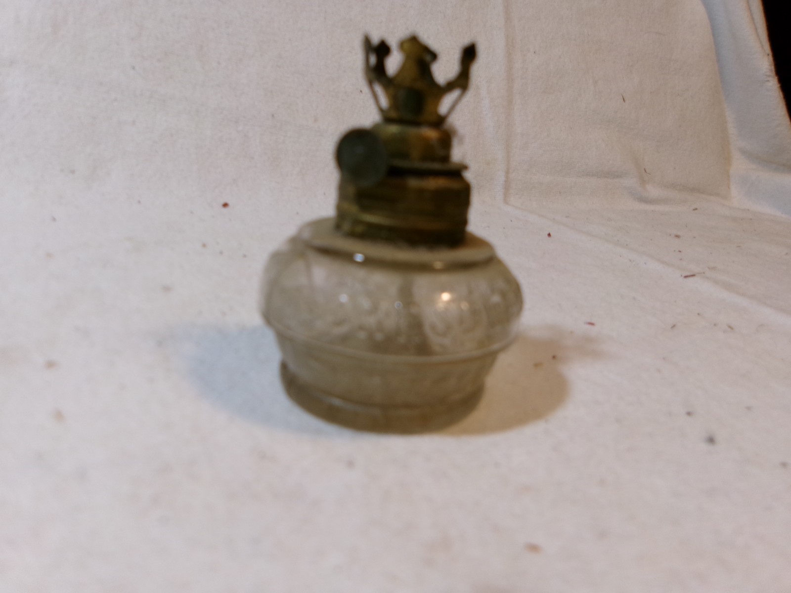Antique Vapo Cresolene Kerosene Oil Lamp