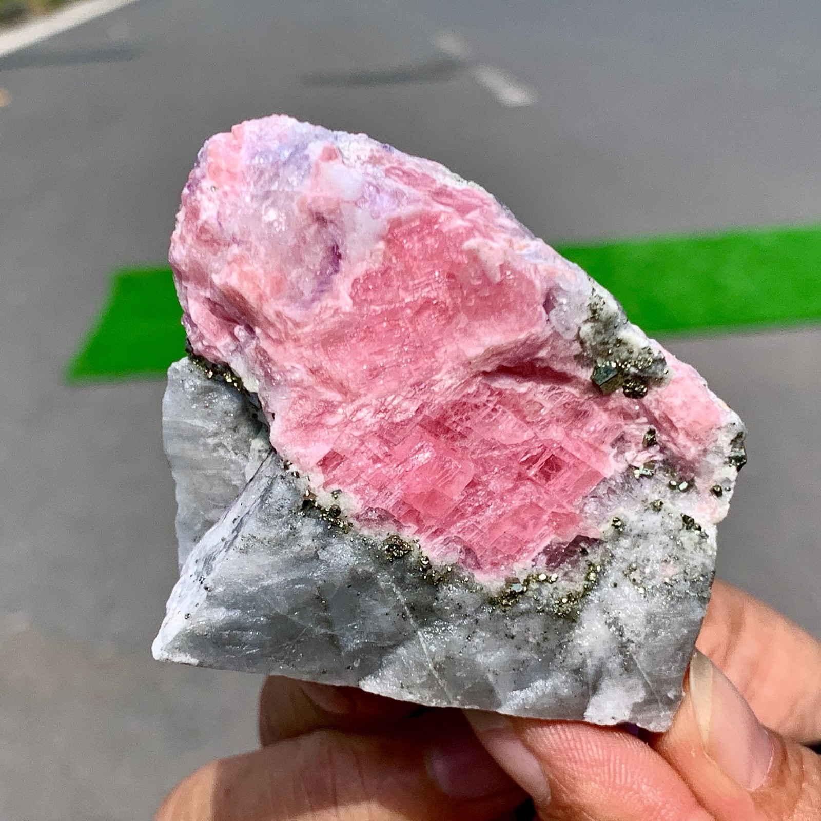 112G Natural rhodochrosite crystal mineral specimen healing - museum Grade