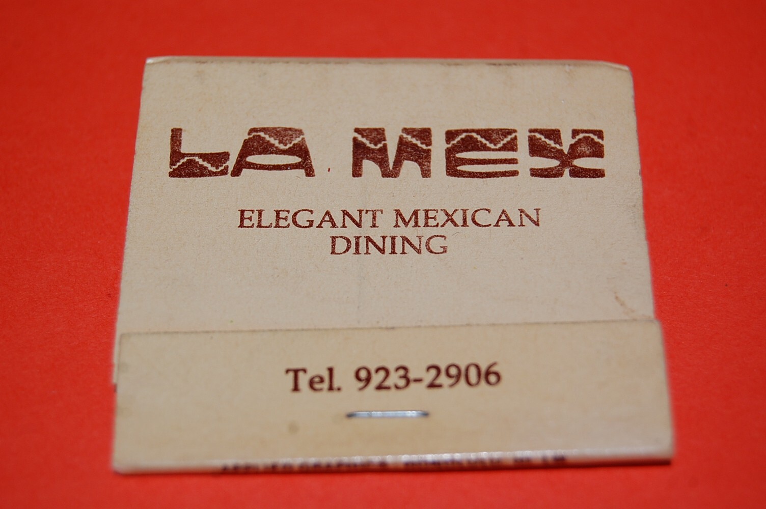 La Mex at The Royal Hawaiian Center, Waikiki, HI Vintage Full Unstruck Matchbook