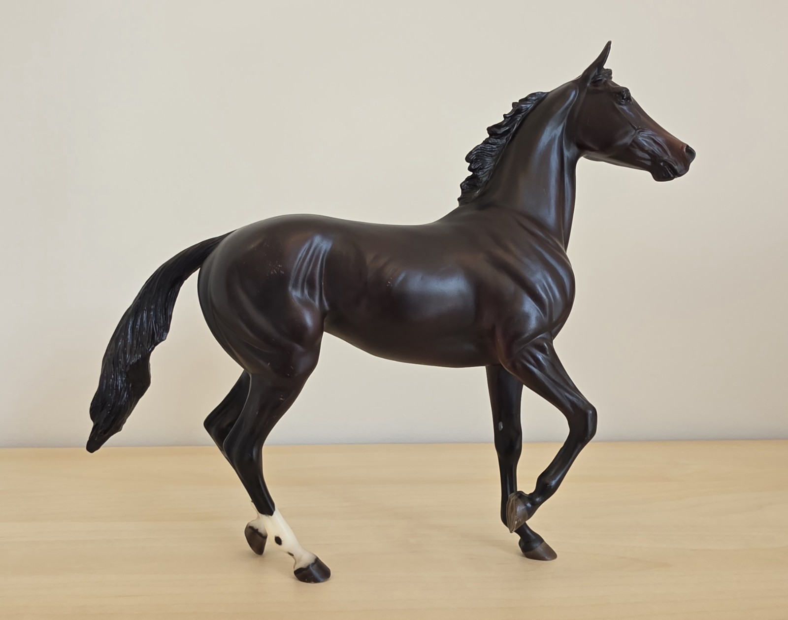 Breyer Traditional Model Horse ZENYATTA #1478 Lonesome Glory Dark Bay 2010-2015