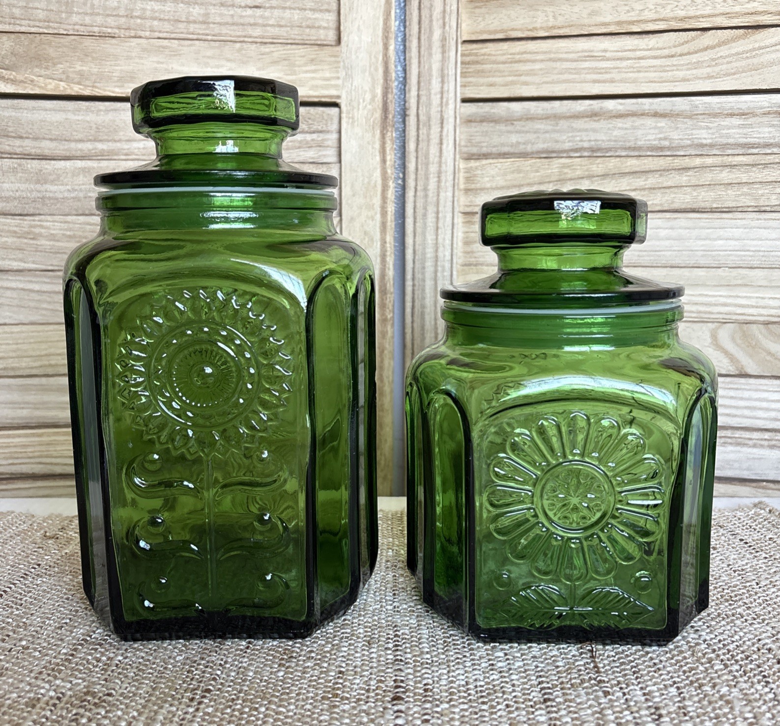 VTG 1960s MCM Wheaton Glass NJ Emerald Green Sunflower Canister Jars 9.5”-7.5”