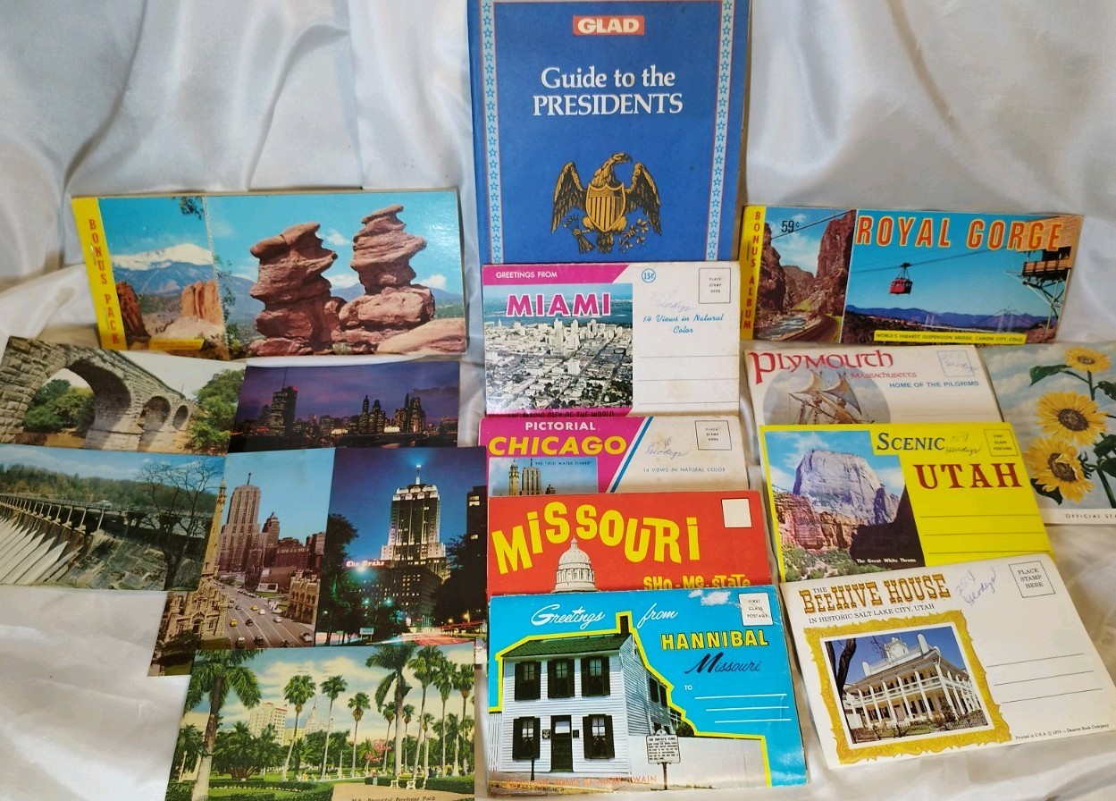 Vintage Postcard Booklet Lot 17pc 1980s Reagan President Book Souvenir Folders.