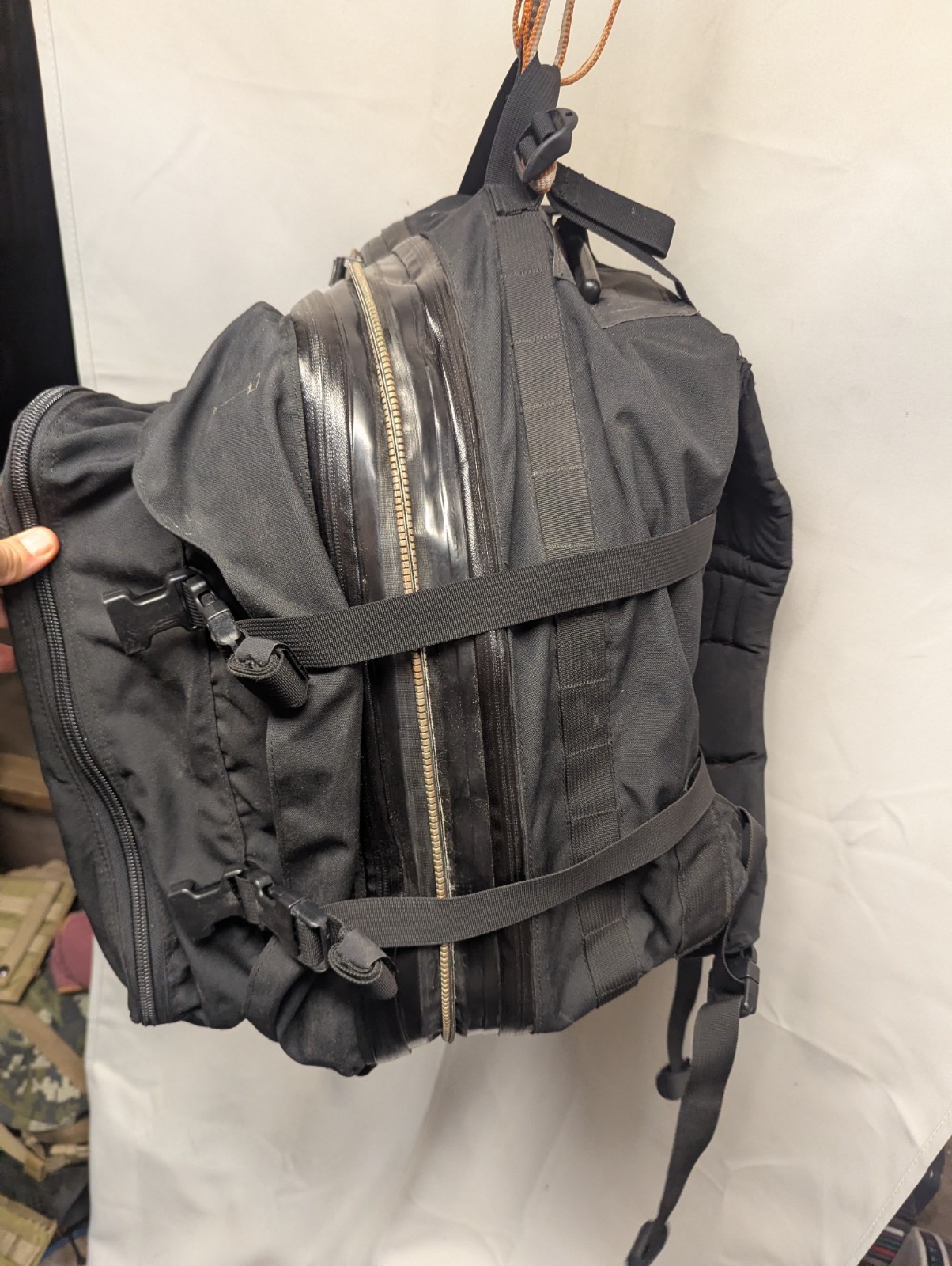 London Bridge LBT-2684D Black Underway UW Waterproof Medium Pack DEVGRU SEAL