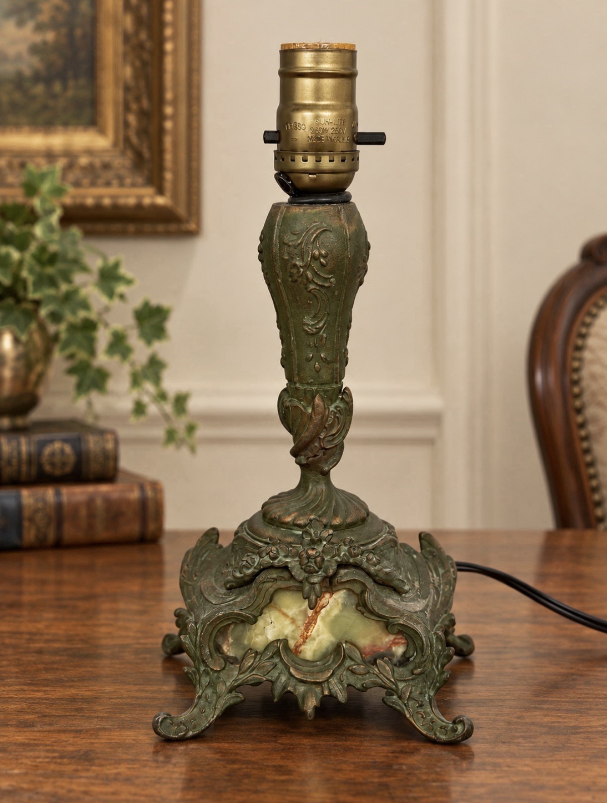 Vintage Ornate Green Onyx Cast Metal Table Lamp Rococo Floral Verdigras 11”
