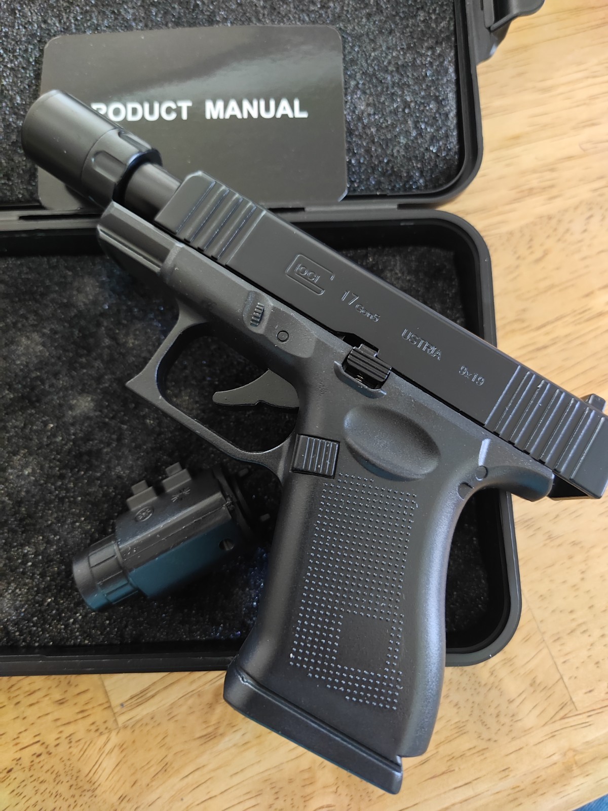 All Black Glock 17 Gen5 Butane Torch Gun Pistol Lighter – LRefillable Jet Flame 