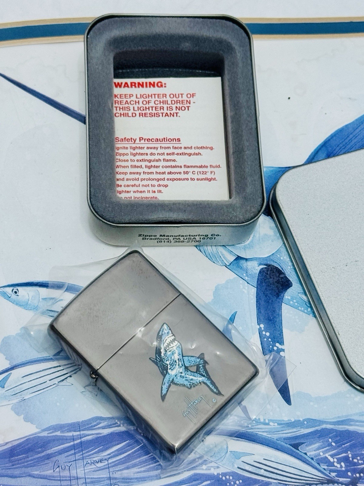 VINTAGE ZIPPO GREAT WHITE SHARK LIGHTER CASE & SLEEVE MADE USA GUY HARVEY SEALED