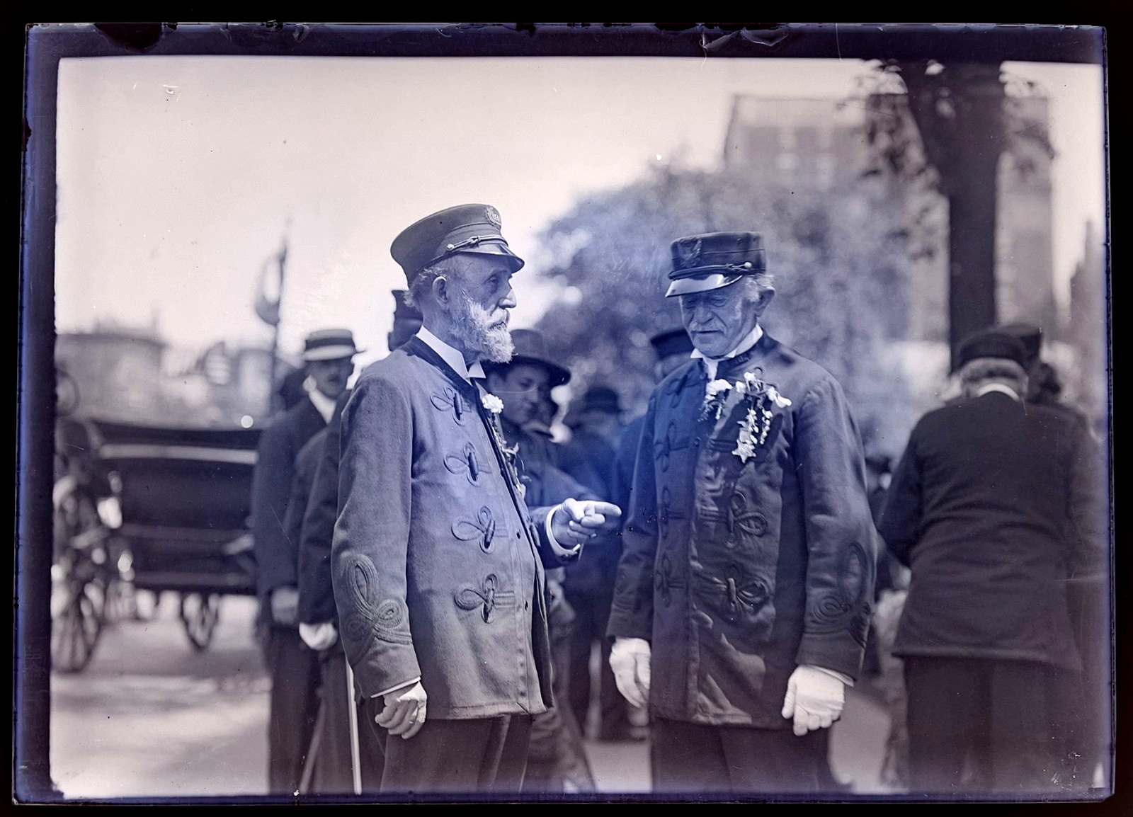 Antique 1910's GLASS NEGATIVE Civil War Veterans Decoration Day Parade Memorial