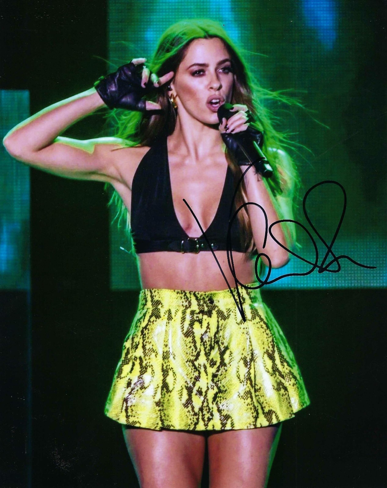 German Pop Singer Vanessa Mai Signed Autographed 8x10 Photograph #2