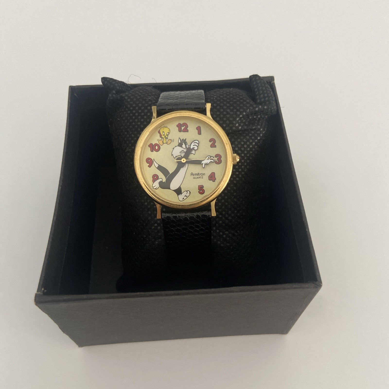 Vtg Rare Armitron Sylvester and Tweety Watch Looks Runs Great