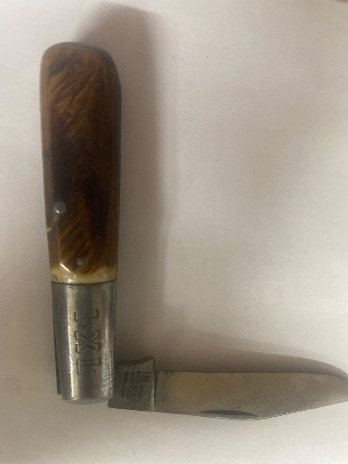 Vintage IXL George Wostenholm Sheffield England  Smooth Bone Barlow Pocket Knife
