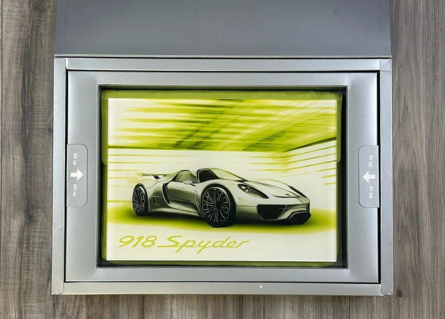 Porsche 918 Spyder Prestige VIP 2011 Plaque Box Set Official Collectible NEW