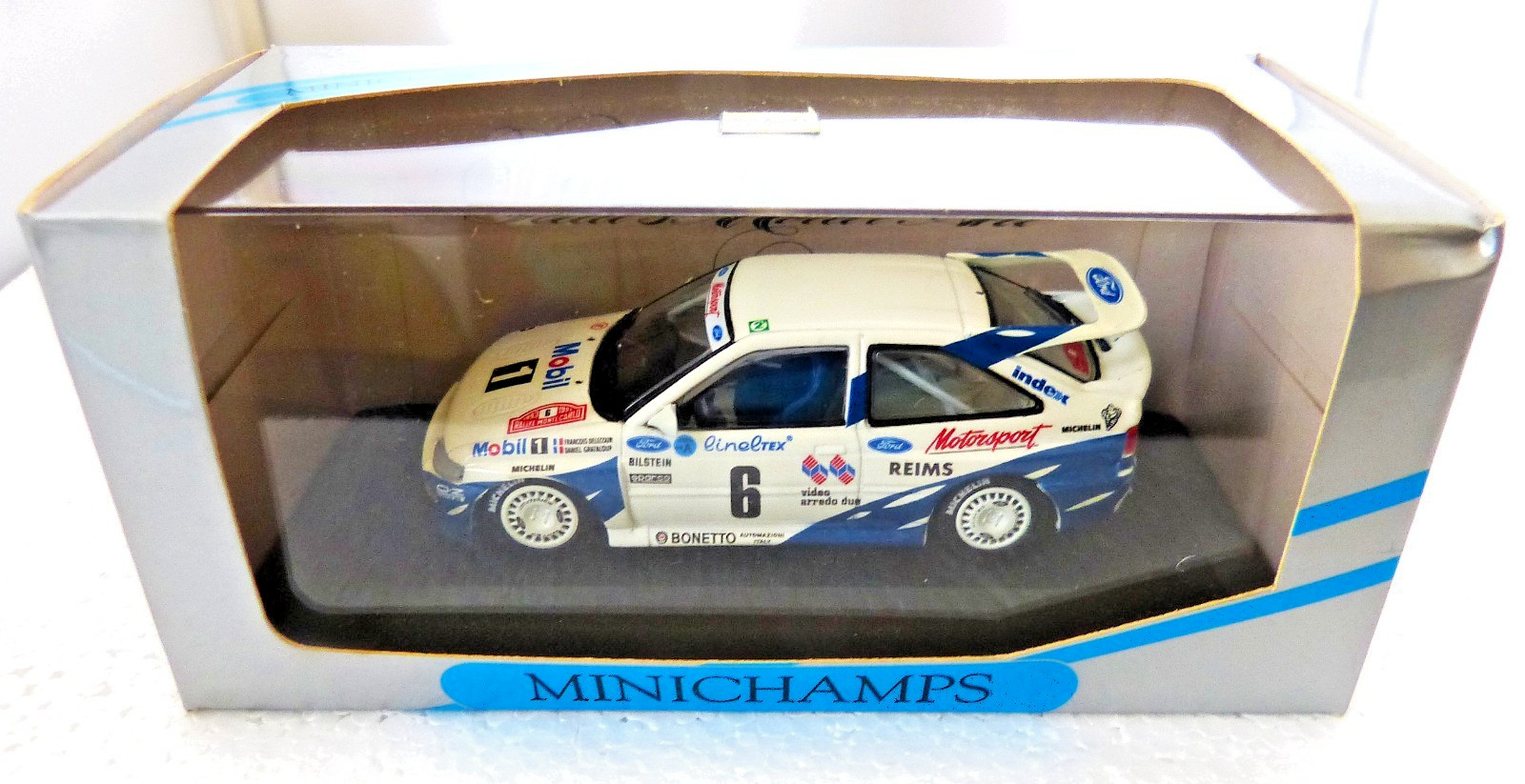 1:43 Minichamps/Pauls Model Art Ford Escort Cosworth-M.C.\'93 Delecourt/Grataloup