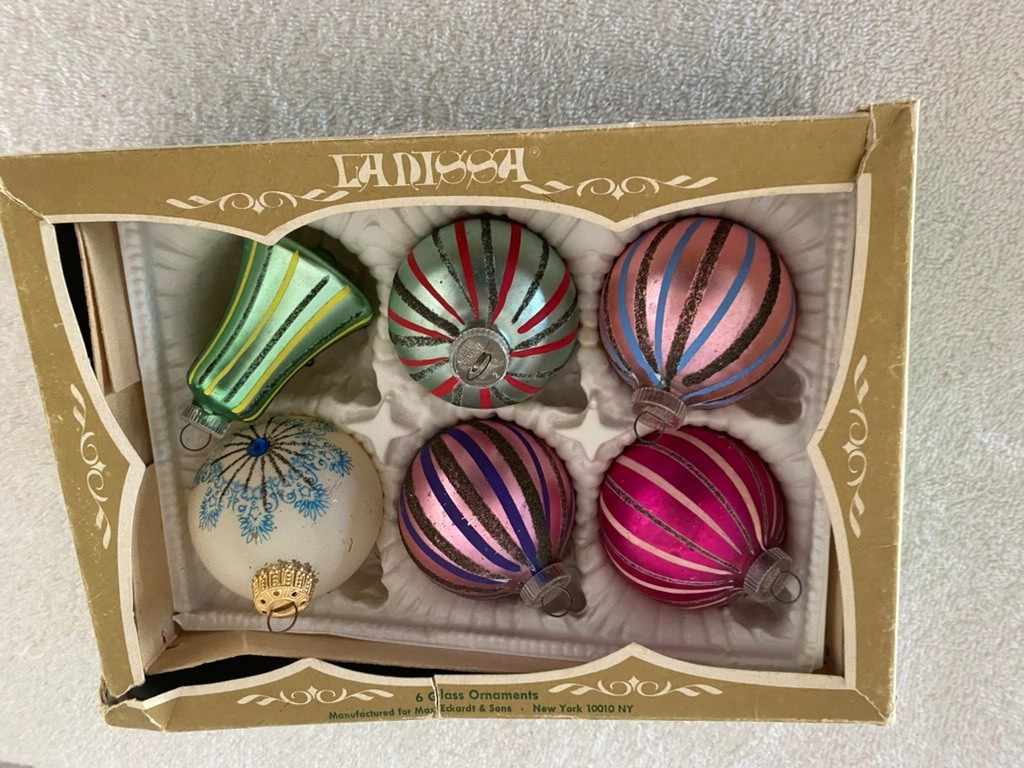 VTG Lanissa Glass Christmas Ornaments Hand Blown Glitter 5 and an extra