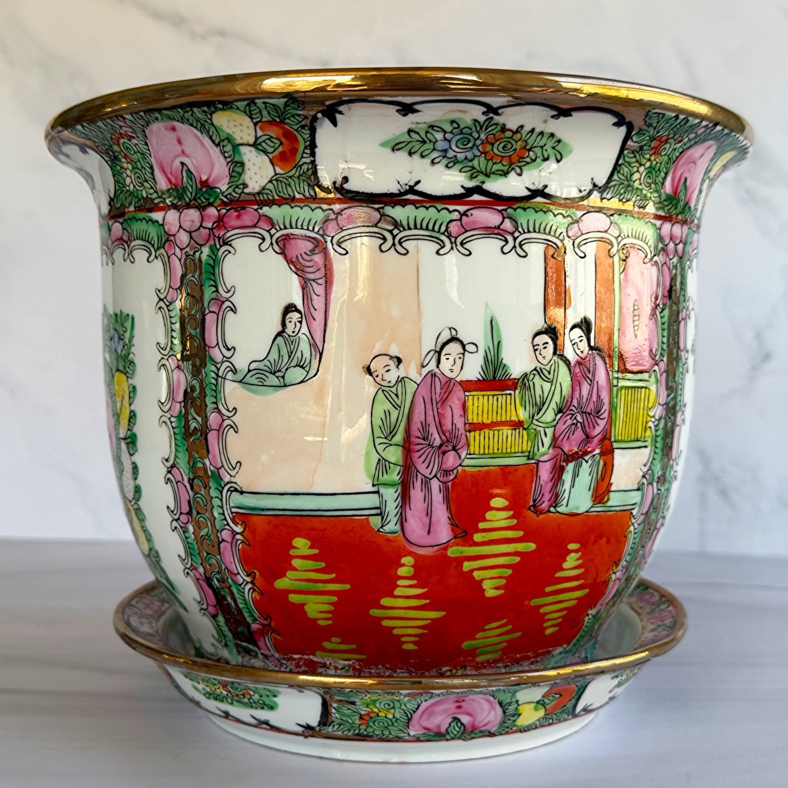 Vintage Chinese Rose Medallion Famille Rose Porcelain Planter Pot with Saucer