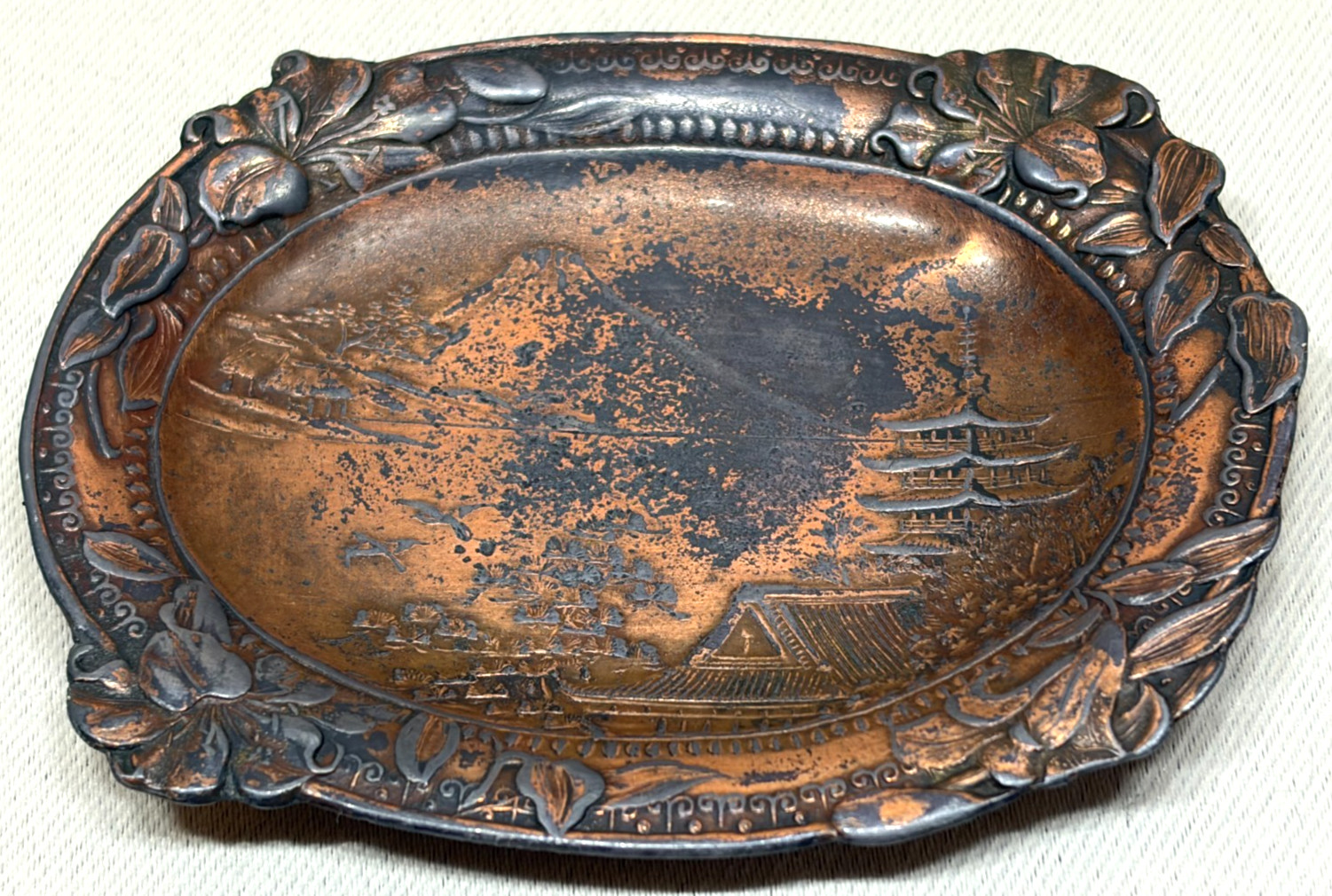  Vintage Japanese Copper Trinket Dish Mt Fuji Pagoda Mixed Metal Pin Tray 3\