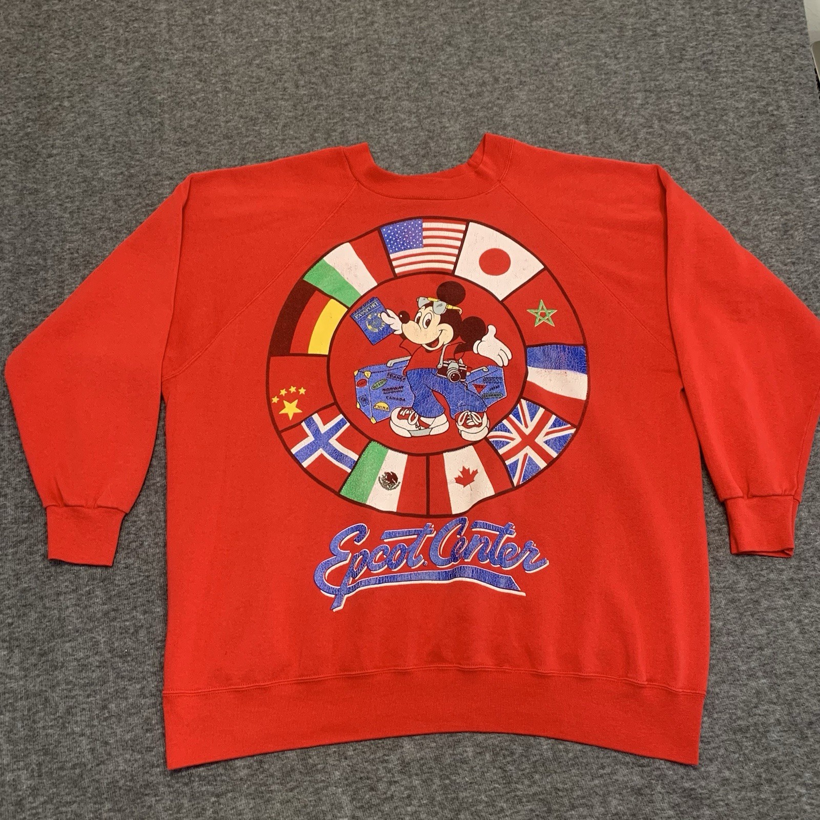 VINTAGE DISNEY EPCOT CENTER 4 XL MICKEY MOUSE PULLOVER RED