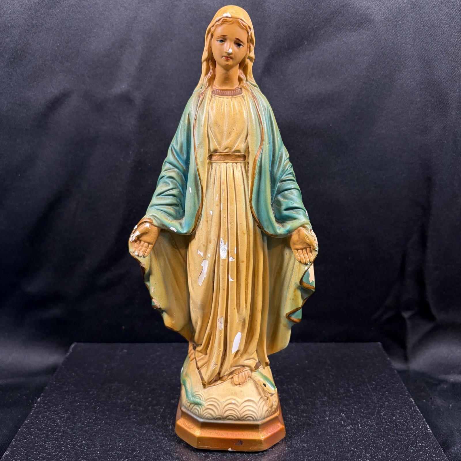 Vintage Virgin Mary Madonna Statue Chalkware Our Lady of Grace 8.5\