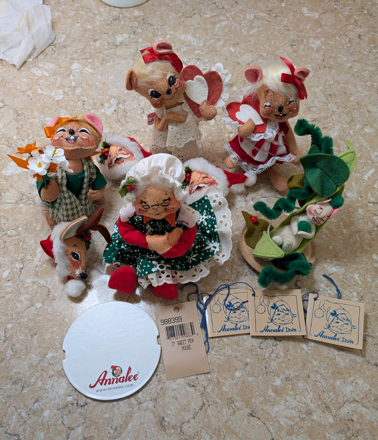 Rare Vintage Lot of 8 Annalee Dolls Handmade Figurines 1988-1999 Christmas Dolls