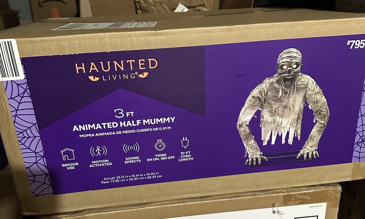 Halloween 2026 - Haunted Living 3Ft Animated Moaning Mummy Animatronic NIB