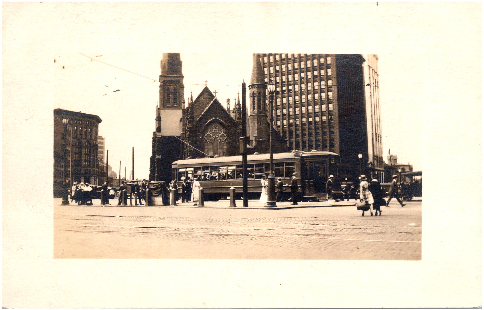 St. Paul\'s Cathedral & Prudential Building Buffalo New York 1920s RPPC Postcard