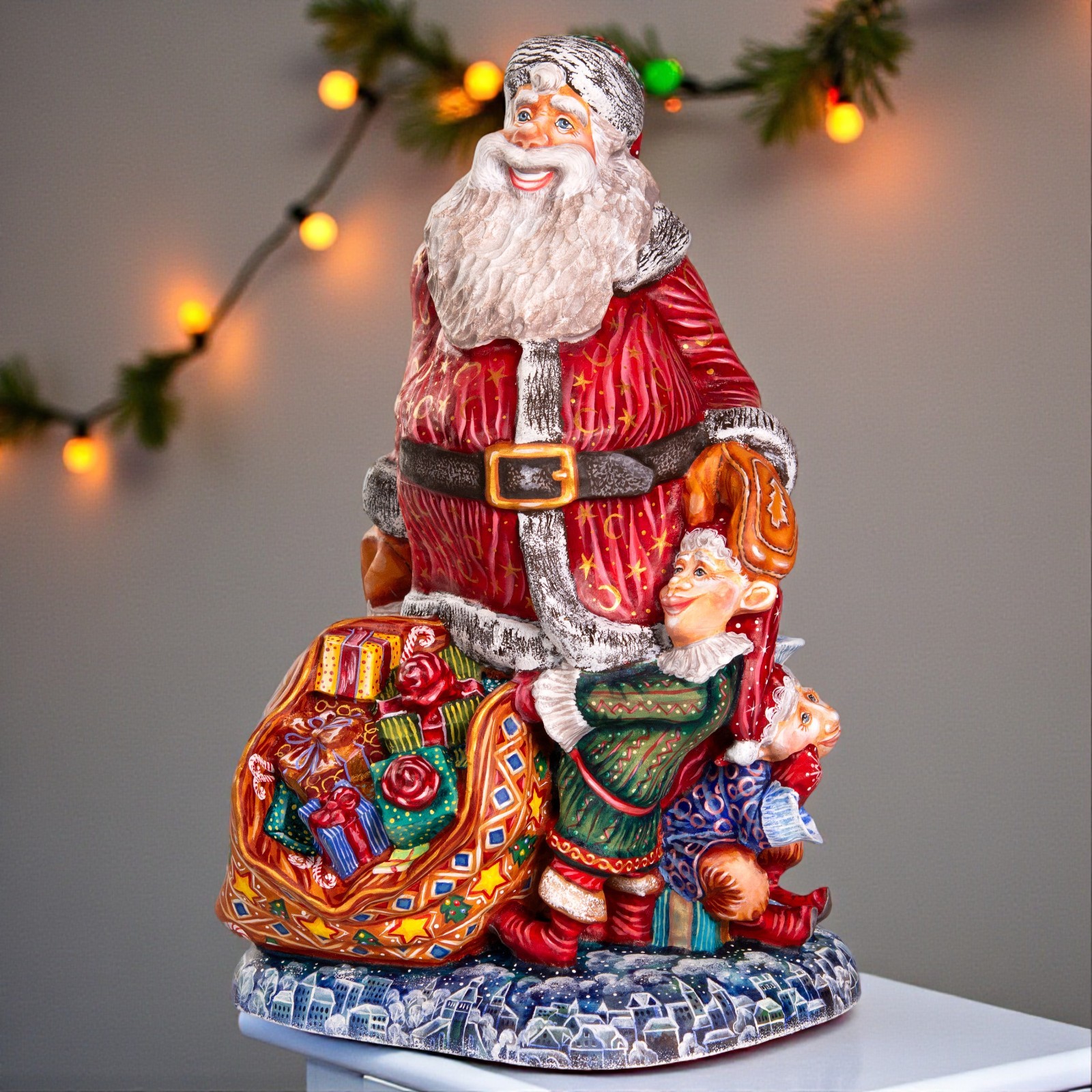 Santa and Elves Figurine 14
