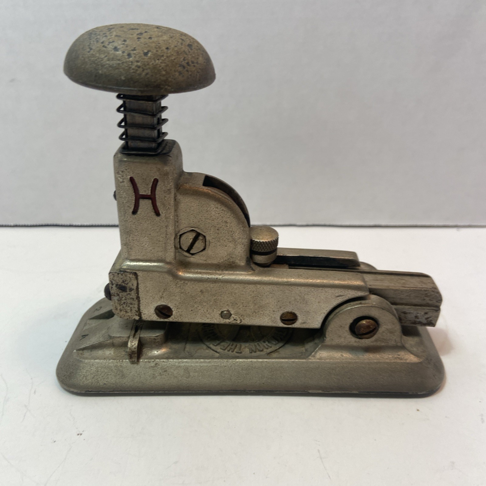 Hotchkiss Stapler Model 2A Stapler By  E.H. Hotchkiss Co, Patent Dec 10, 1918