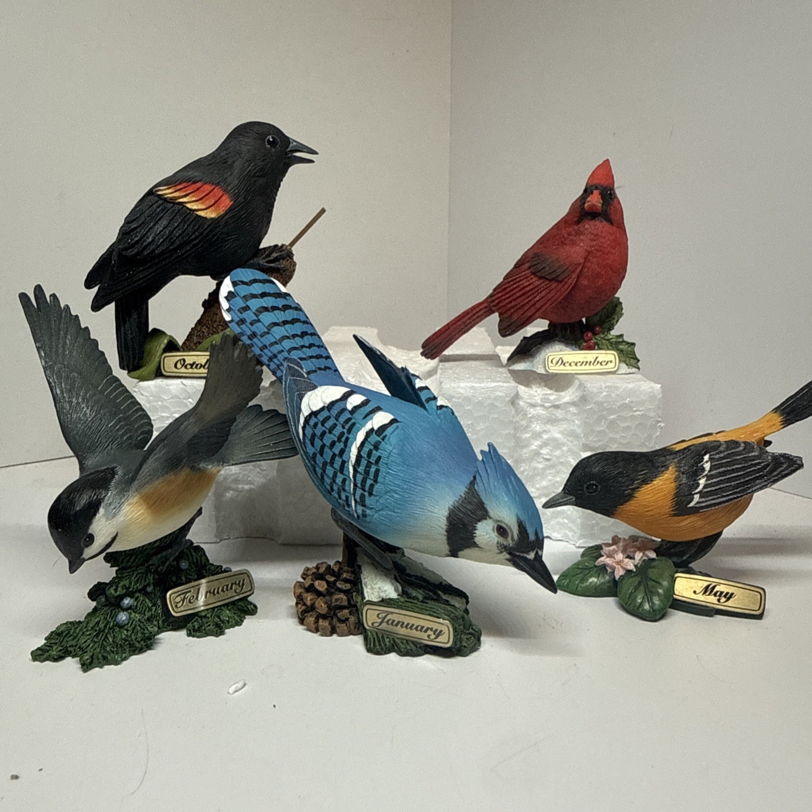Danbury Mint Monthly Bird Figurines Set of 5 Cardinal Blue Jay Oriole