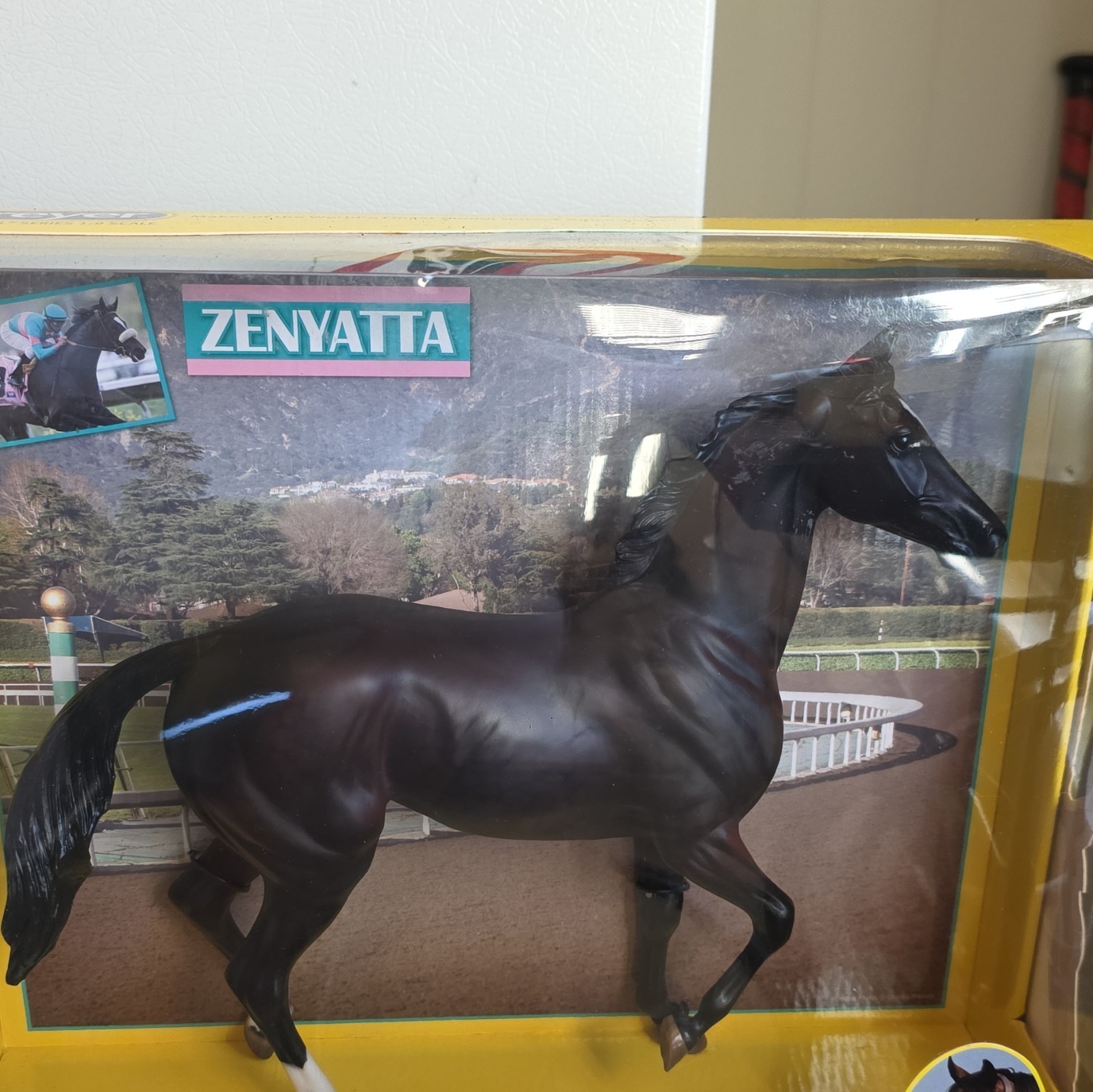 Breyer Zenyatta Horse Figurine Plastic Model Horse Figure Collectible in Box