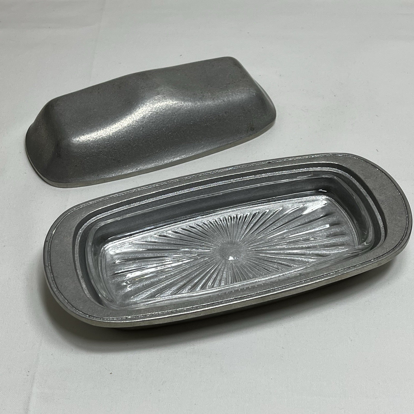 Vintage Wilton Armetale Pewter Plough Tavern Butter Dish Glass Insert And Lid