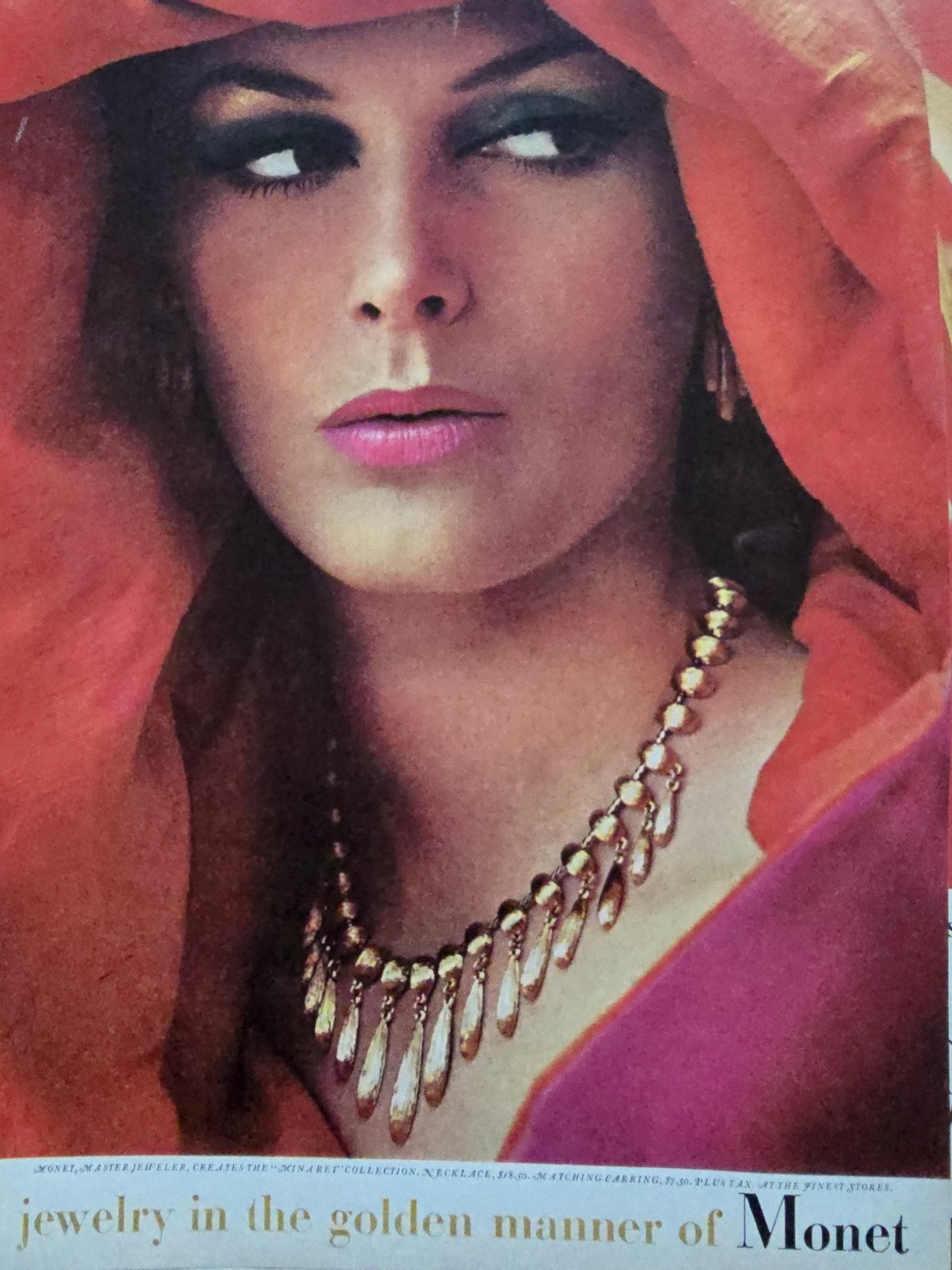 1962 Women's Monet Minaret Collection gold necklace earrings jewelry Vintage Ad