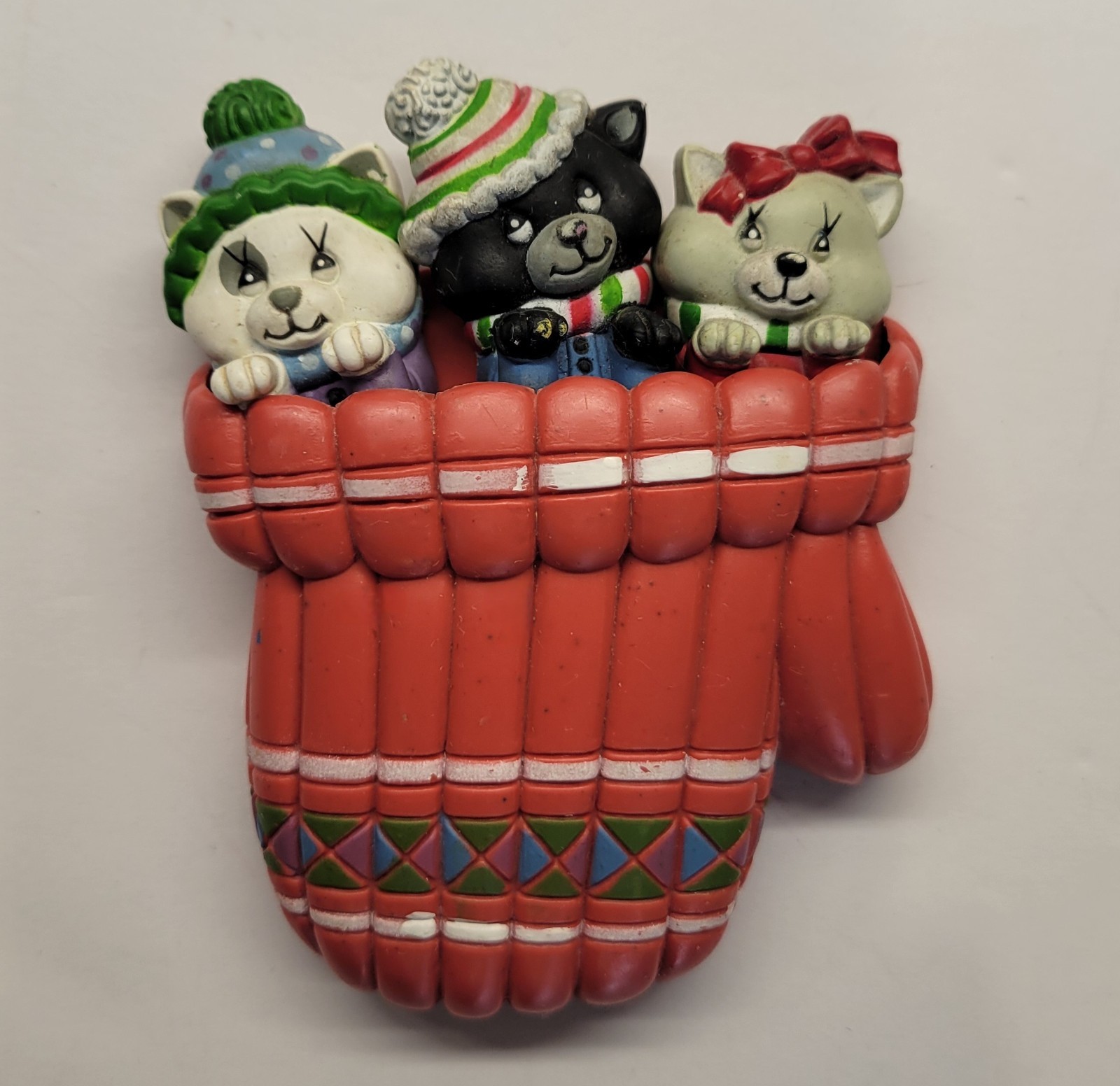 Giftco Vintage 80s 3 Little Kittens Mitten Refrigerator Magnet Complete Set CUTE