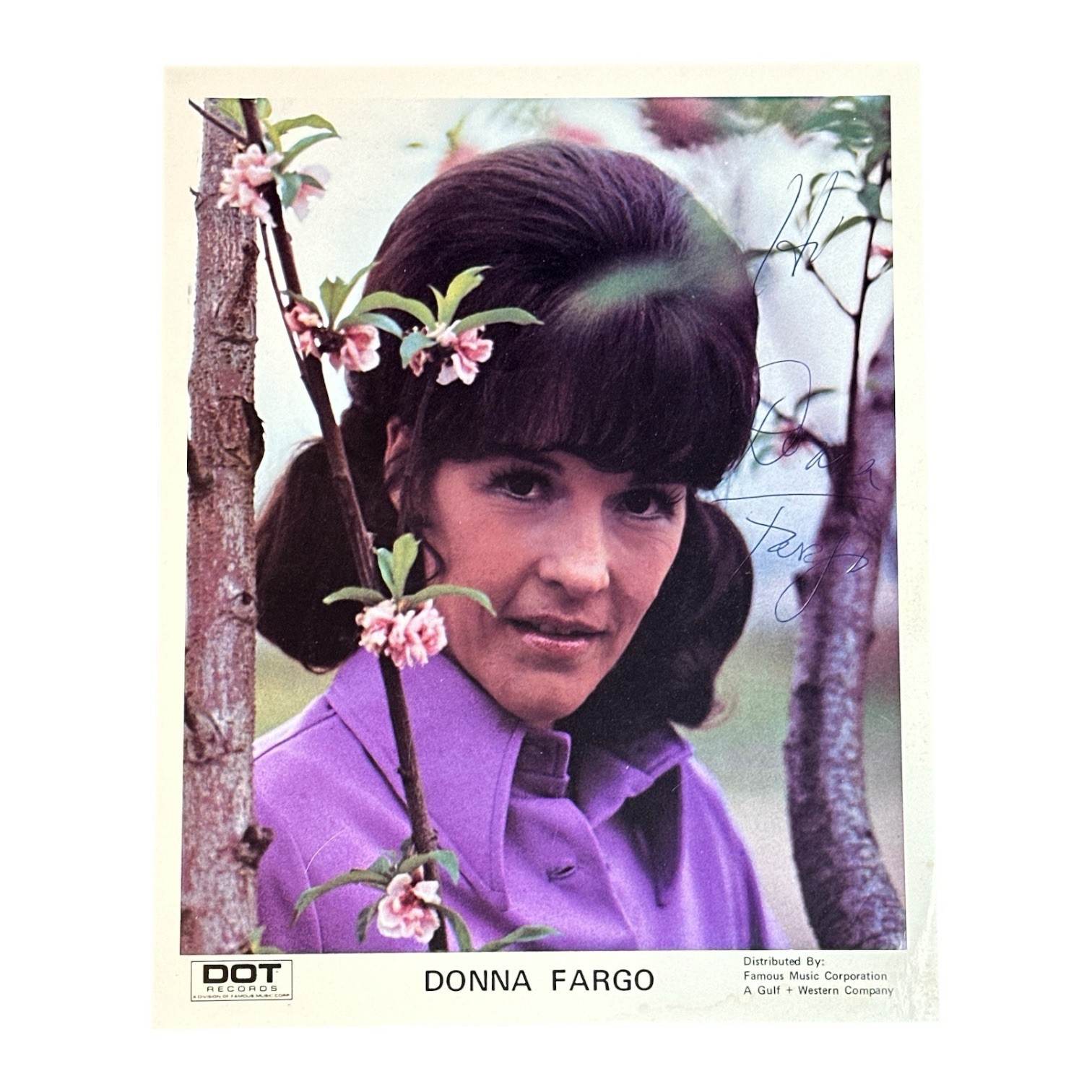Donna Fargo Autograph Signed 8x10 Vintage Photo “Funny Face” Country Singer