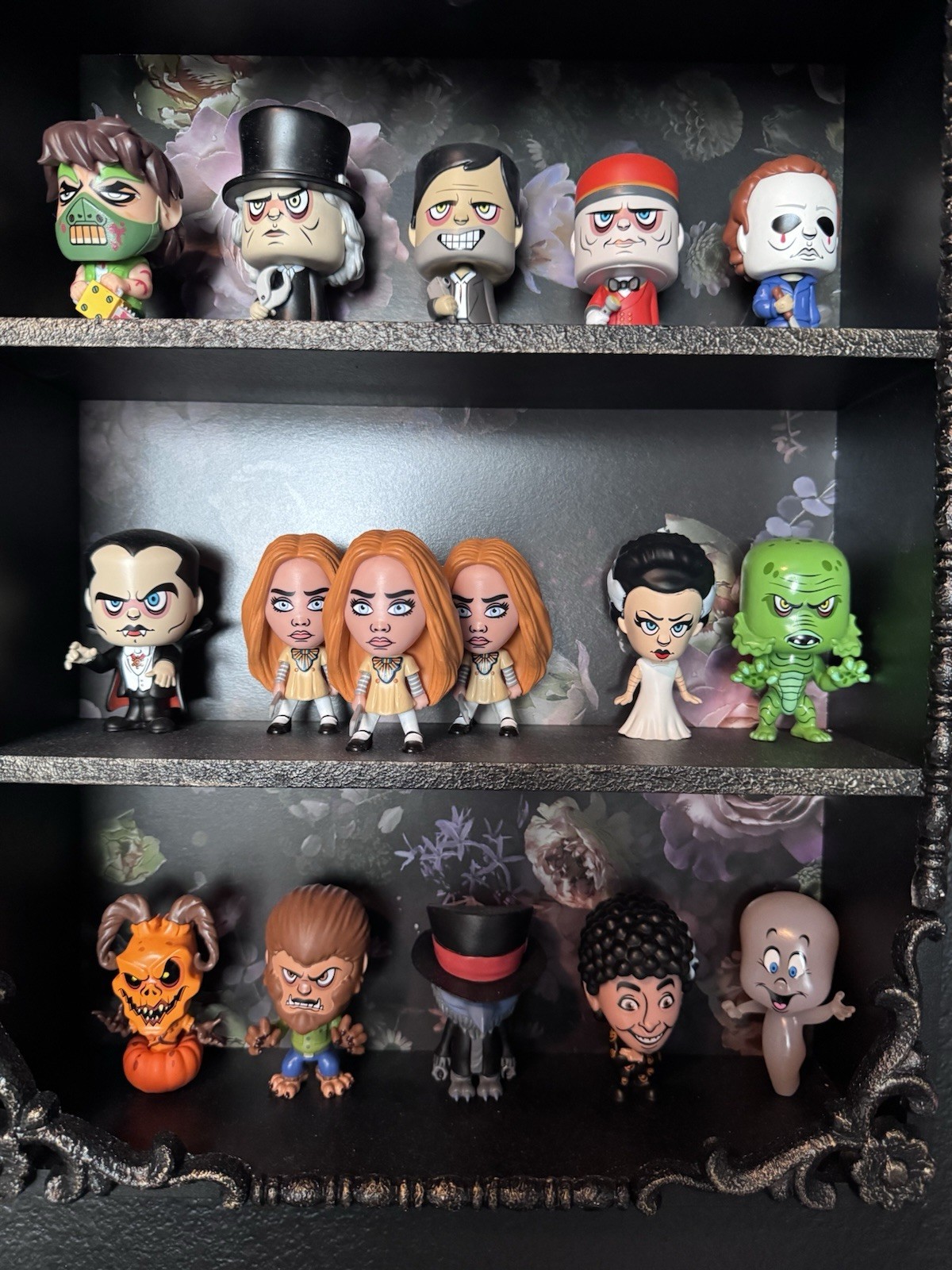 Universal Studios Halloween Horror Nights Screamers Vinyl Figures Lot Of 16
