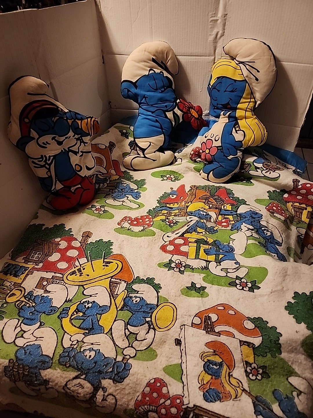 Twin 1980 Smurfs Blanket With Silk Trim And 3 Vintage Pillow S To Match