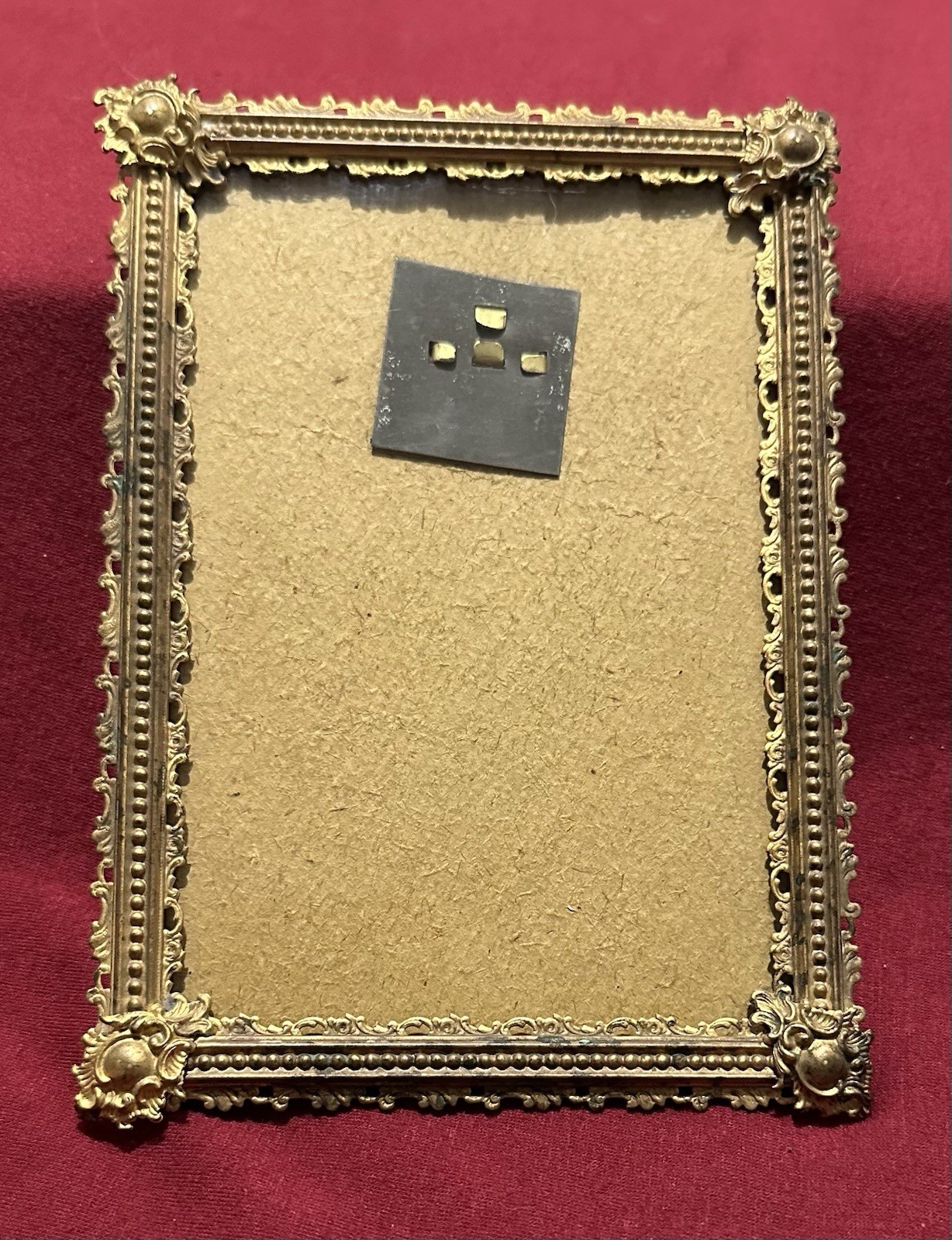 Classic Victorian Brass Ornate Filigree Easel Style Picture Frame Hinge Opening