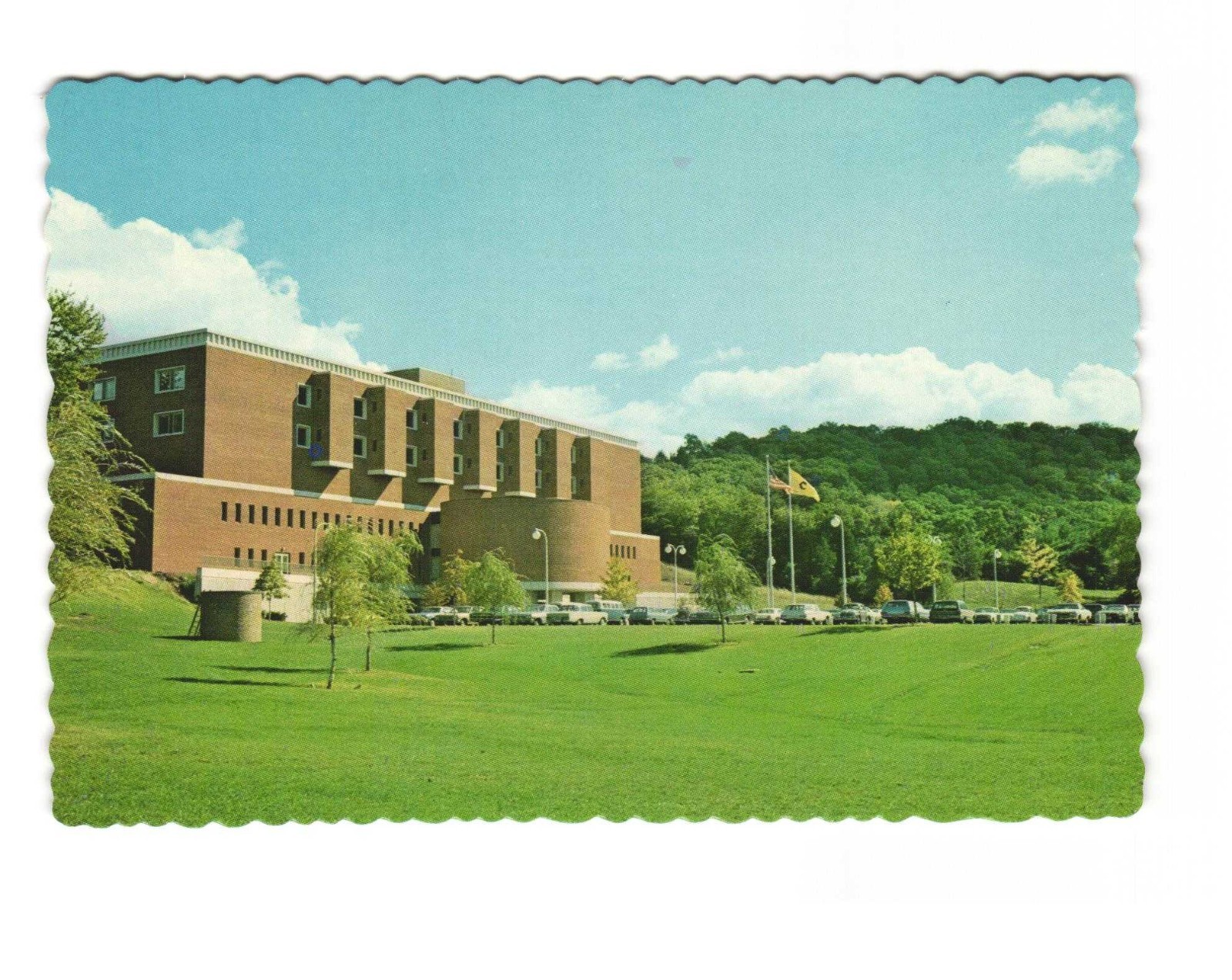 Newington Children\'s Hospital Newington CT vintage postcard unposted