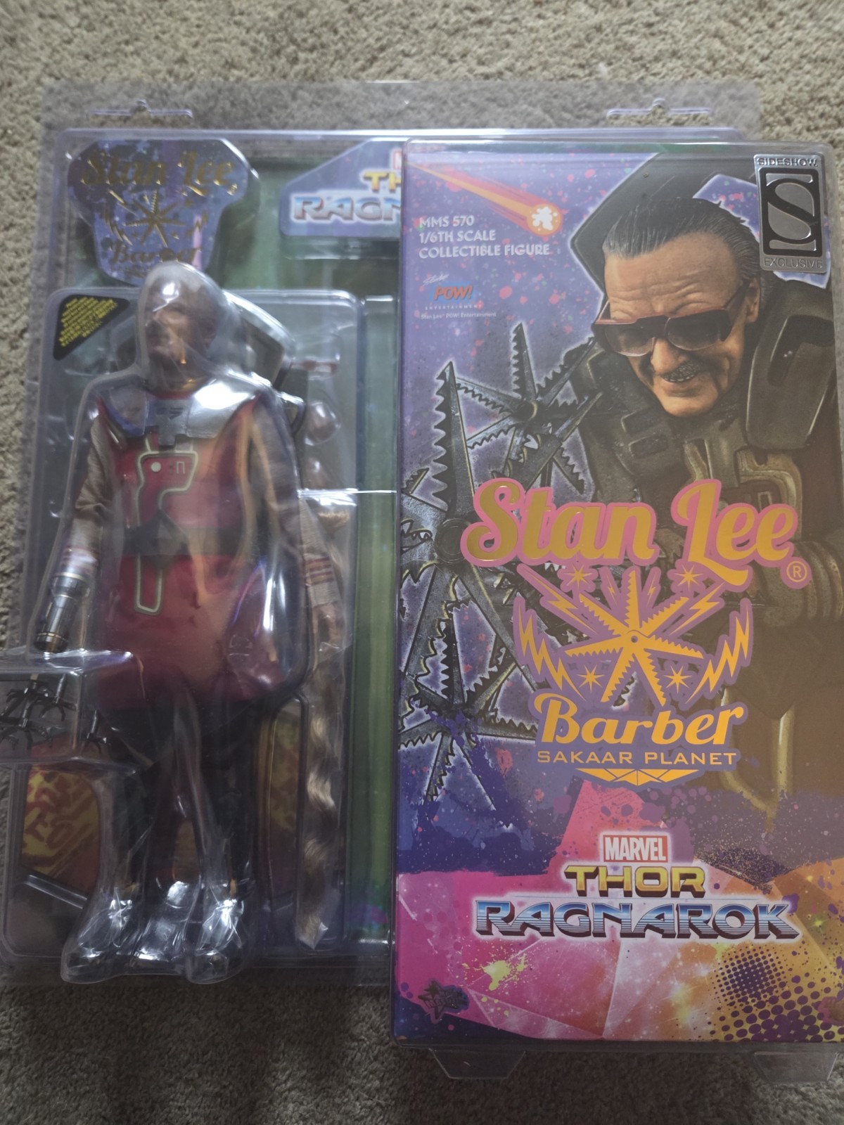 STAN LEE 1/6 SCALE FIGURE HOT TOYS COLLECTIBLE SIDESHOW MARVEL THOR RAGNAROK