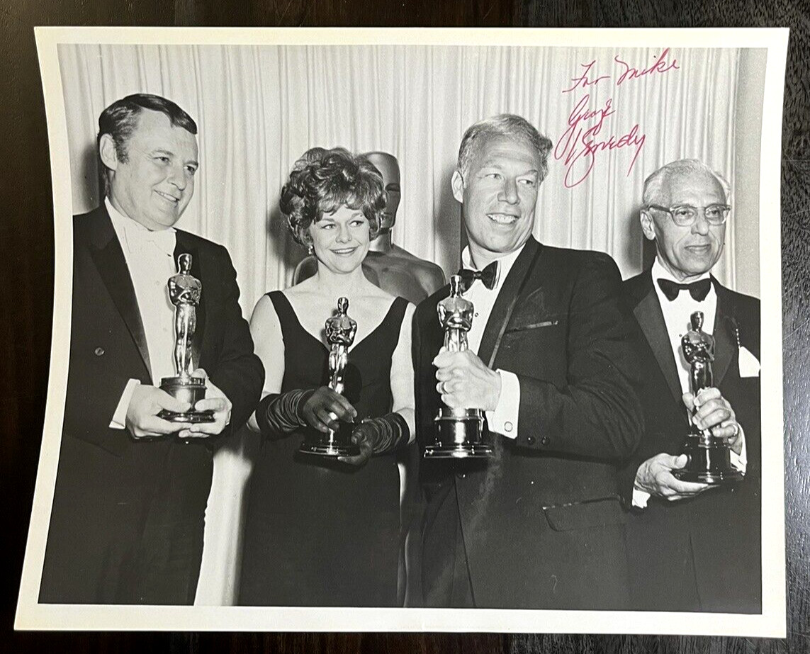 Vintage 1968 George Kennedy Signed 8X10 Glossy Photo Oscars Movie Actor No COA