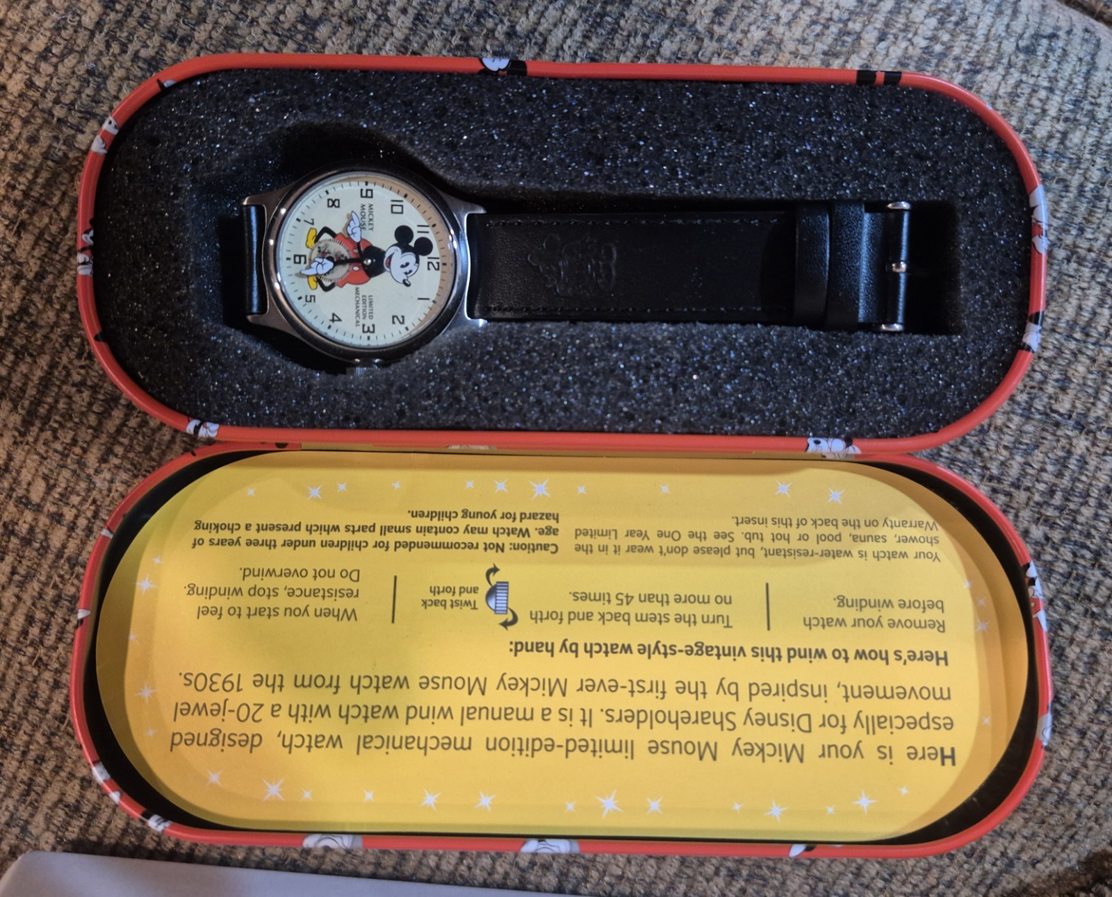 Disney Mickey Mouse Limited Edition Shareholders Mechanical Watch NIB ORIGINAL 