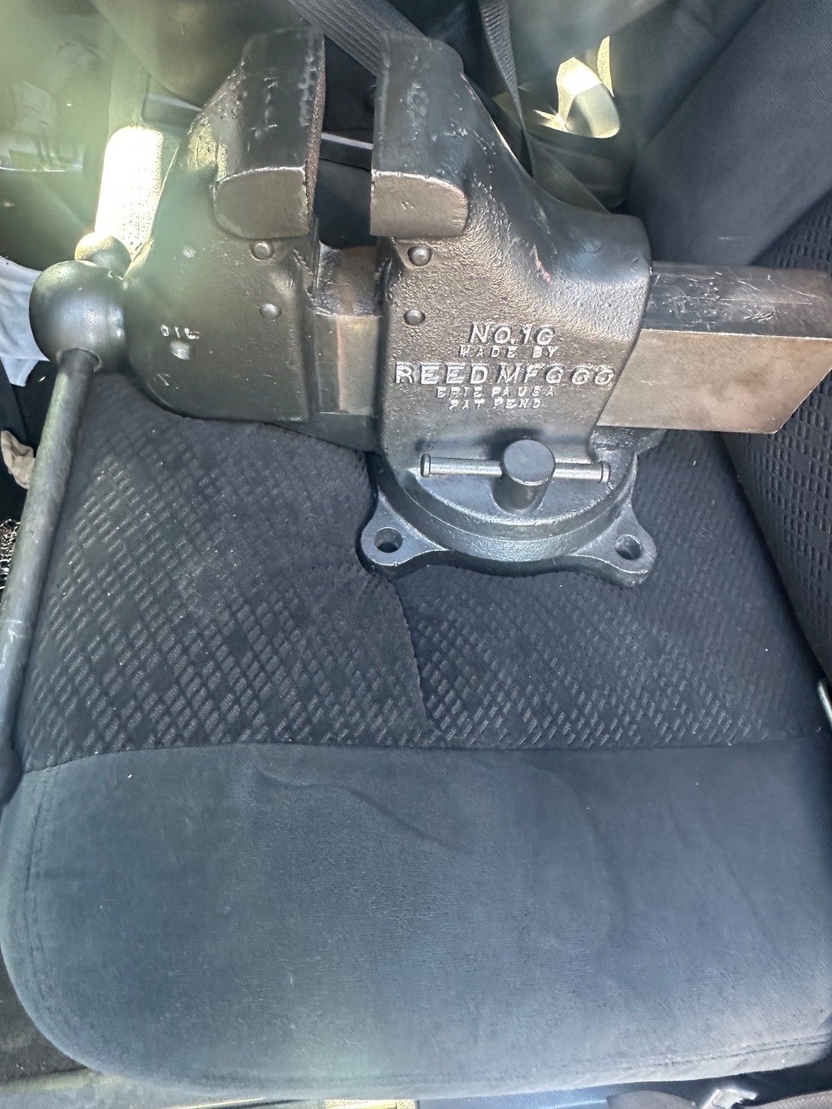 Vtg Reed Mfg Co No 104 Bench Vise 4-1/2” Jaws Tool Shop Antique Usa 30lbs